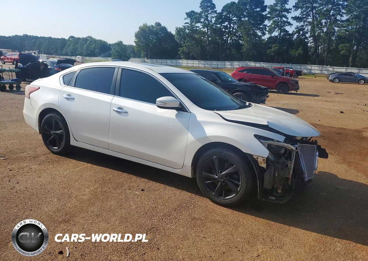 2013 Nissan Altima VIN:1N4AL3APXDC213640 - 4