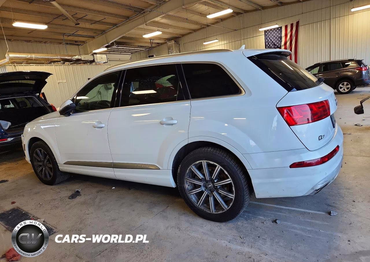 2017 Audi Q7 Premium Plus VIN:WA1LAAF79HD014949 - 2