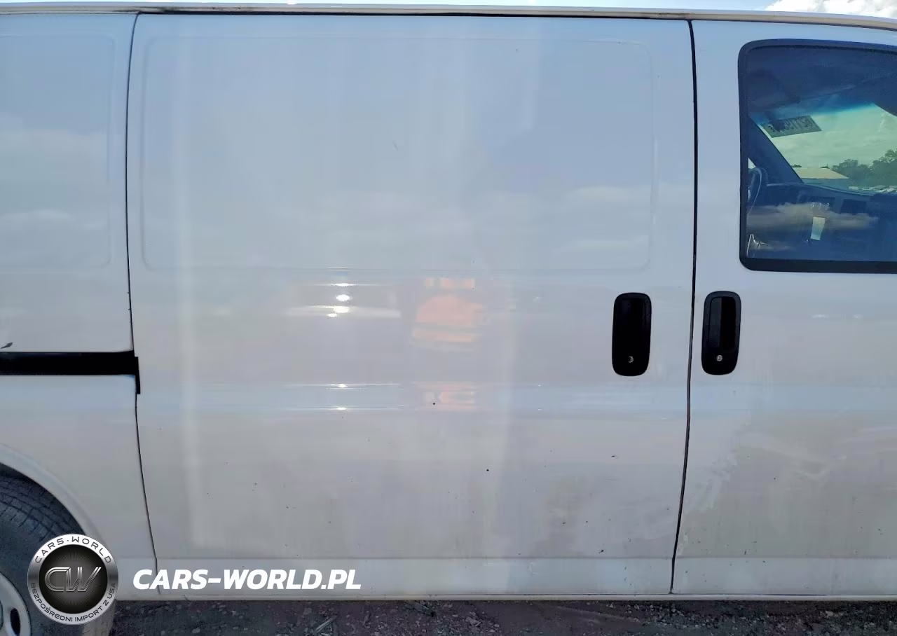 2012 Chevrolet Express G3500 VIN:1GCZGTCGXC1136261 - 11
