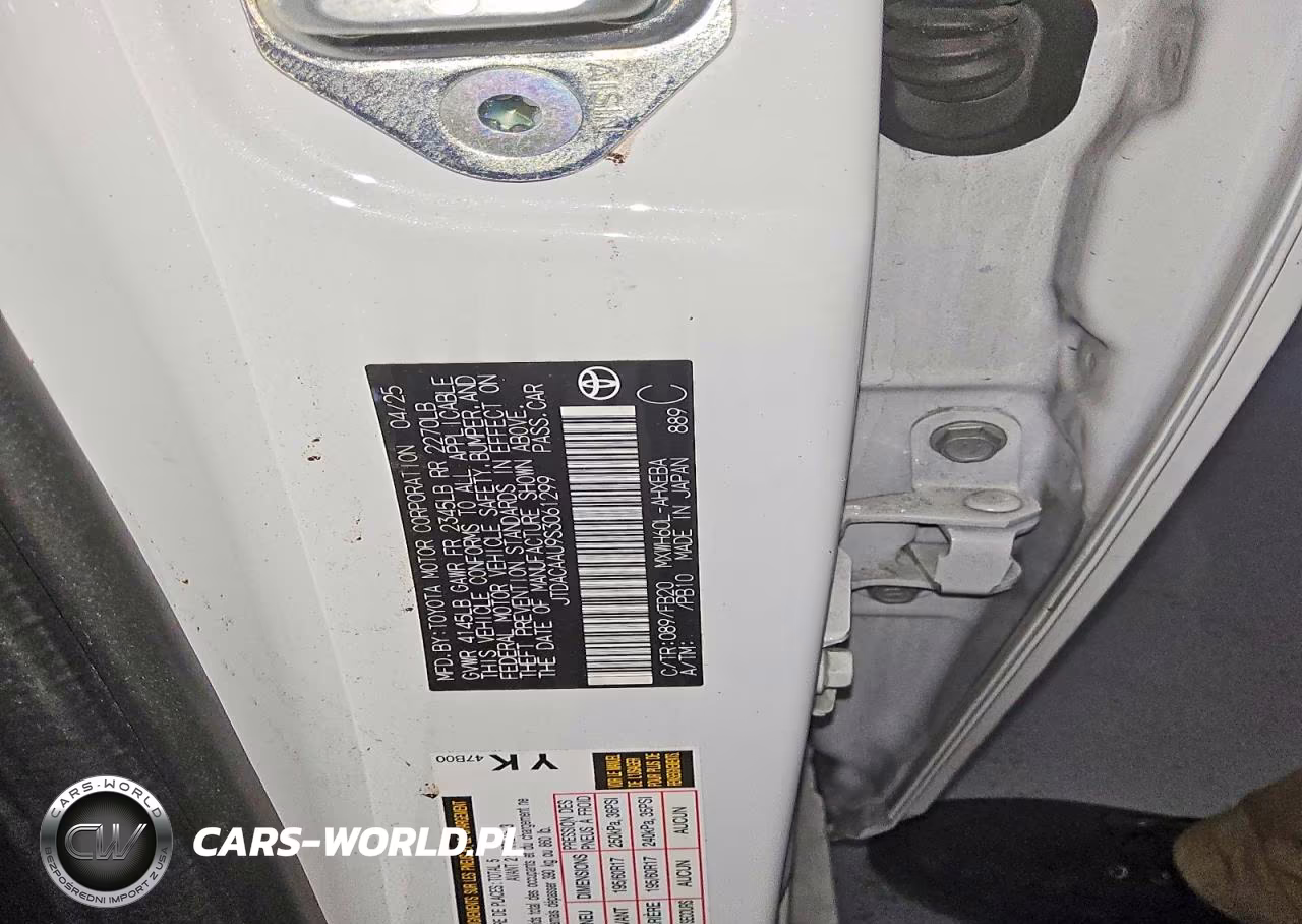 2025 Toyota Prius Le VIN:JTDACAAU9S3061299 - 12