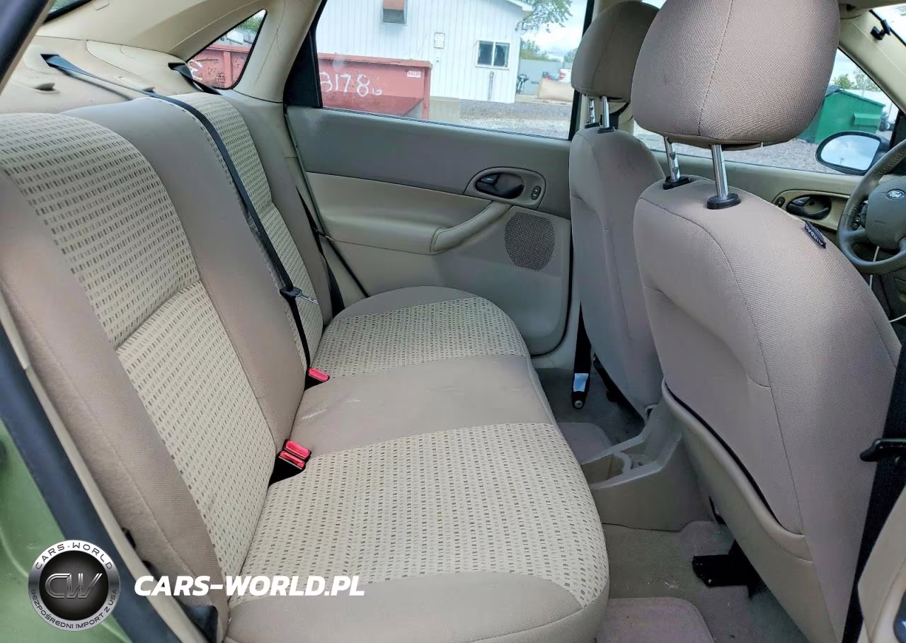 2007 Ford Focus Zx4 VIN:1FAHP34N17W148824 - 10