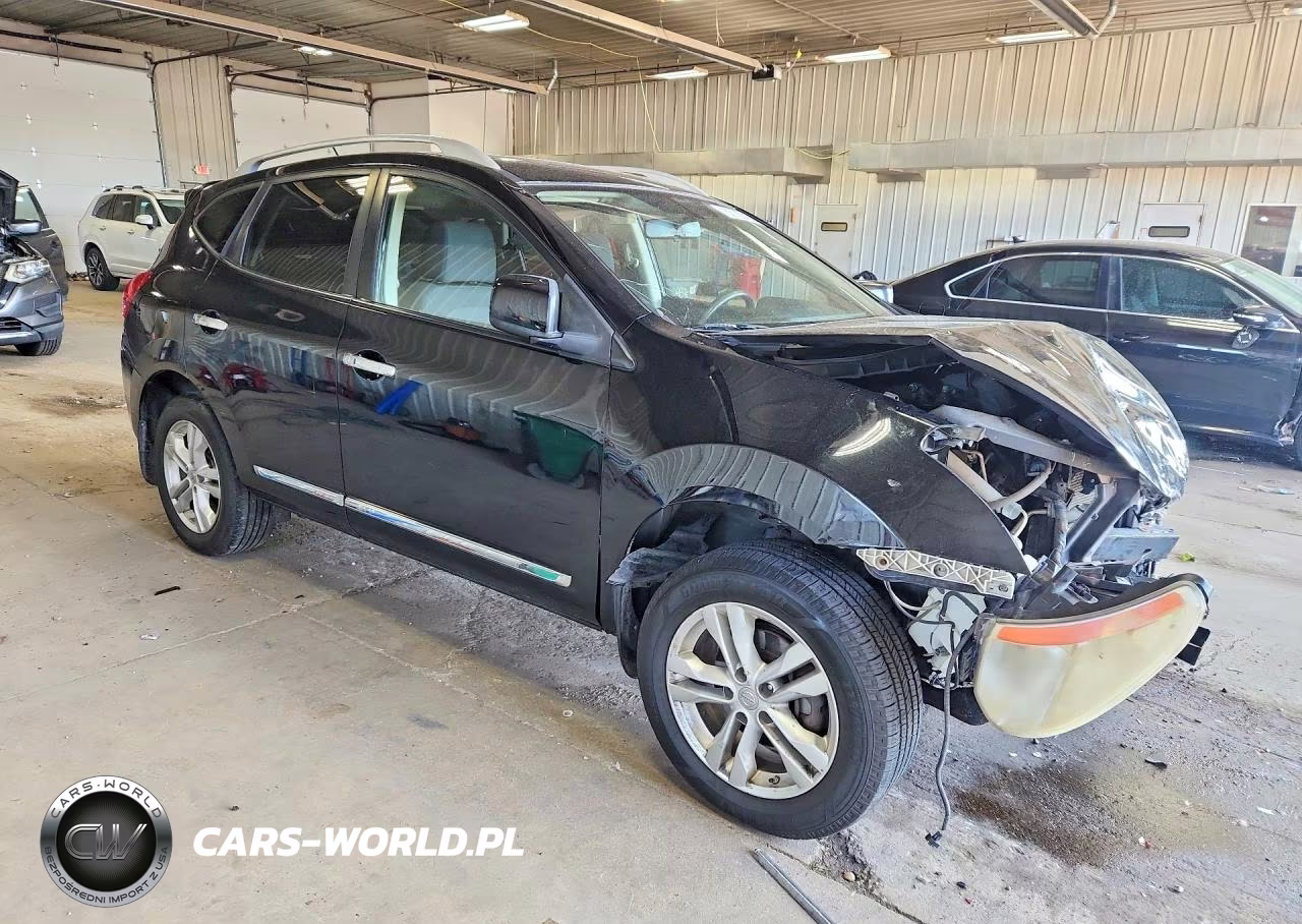 2013 Nissan Rogue S VIN:JN8AS5MV5DW600831 - 4