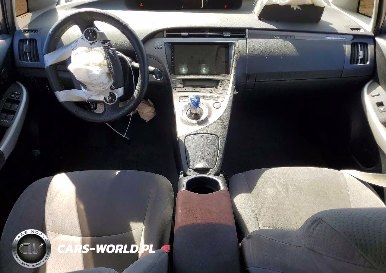 2013 Toyota Prius Plug-In Hybrid Base VIN:JTDKN3DP5D3032353 - 8