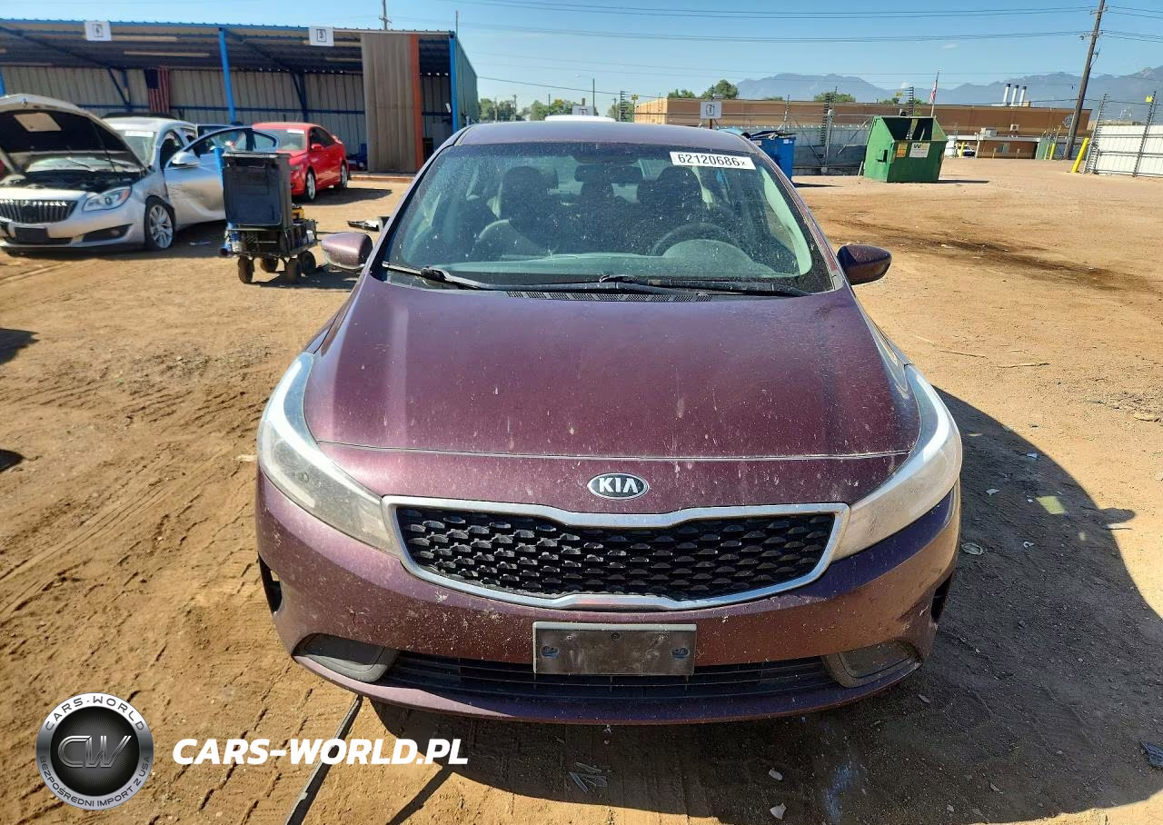 2018 Kia Forte Lx VIN:3KPFL4A71JE259268 - 5