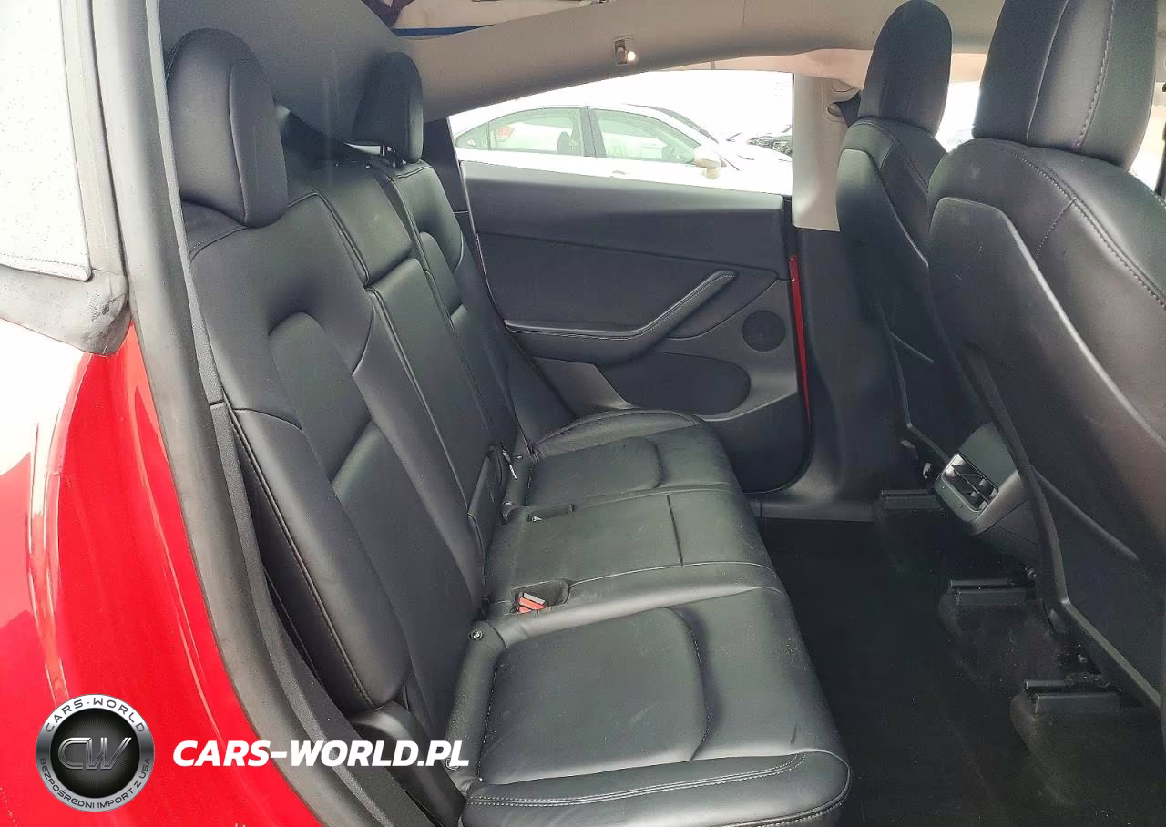 2021 Tesla Model Y VIN:5YJYGDEE3MF253685 - 10