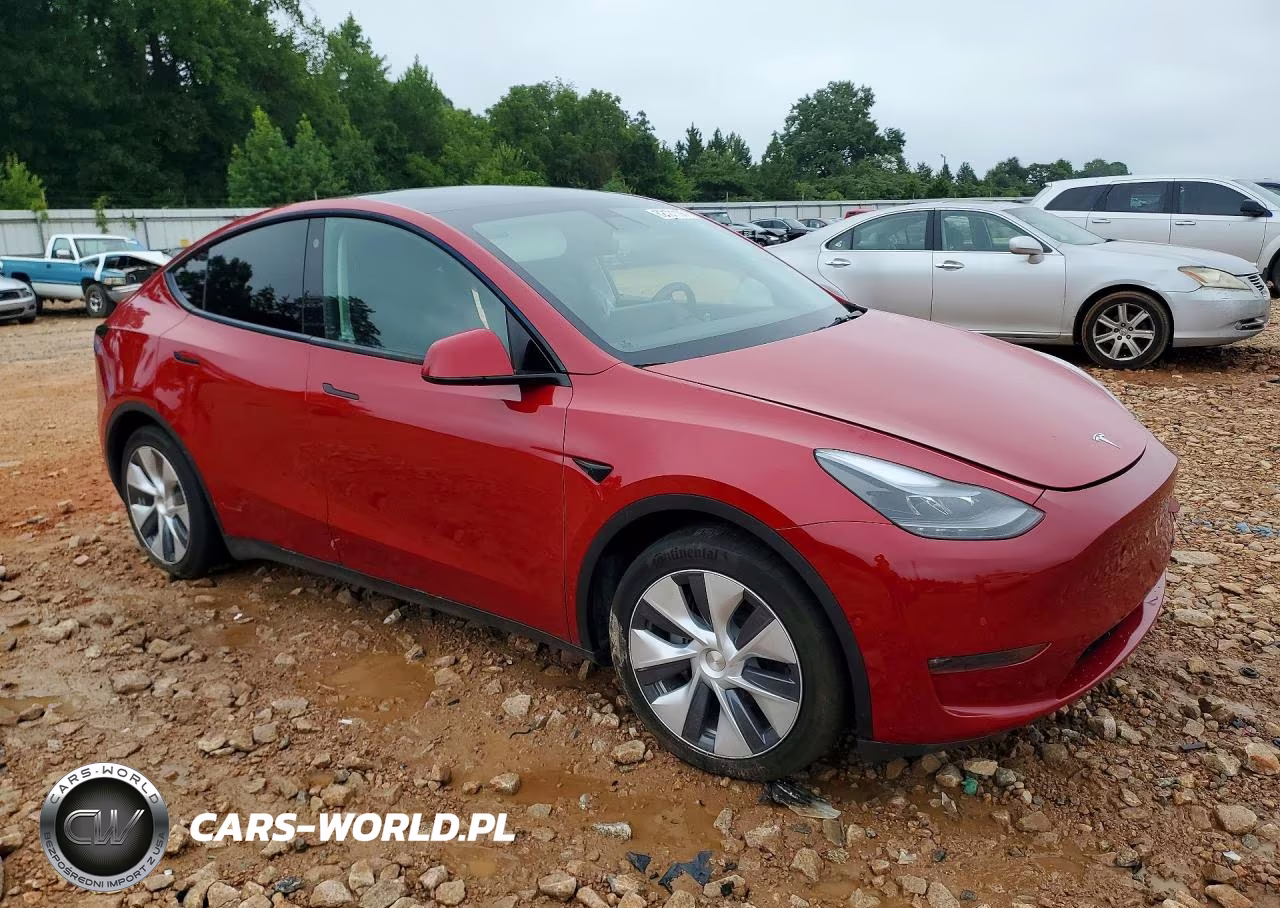 2021 Tesla Model Y VIN:5YJYGDEE3MF253685 - 4
