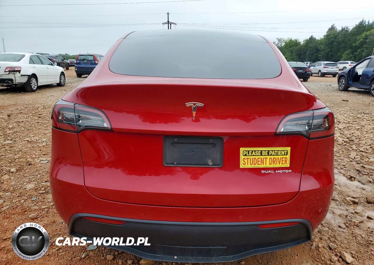 2021 Tesla Model Y VIN:5YJYGDEE3MF253685 - 6