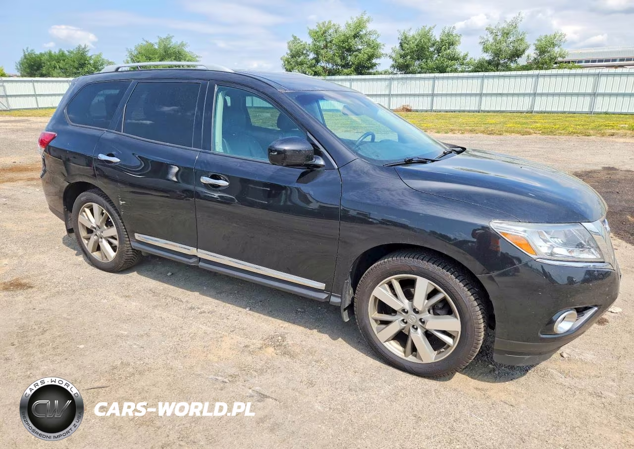 2016 Nissan Pathfinder Platinum VIN:5N1AR2MM0GC653354 - 4