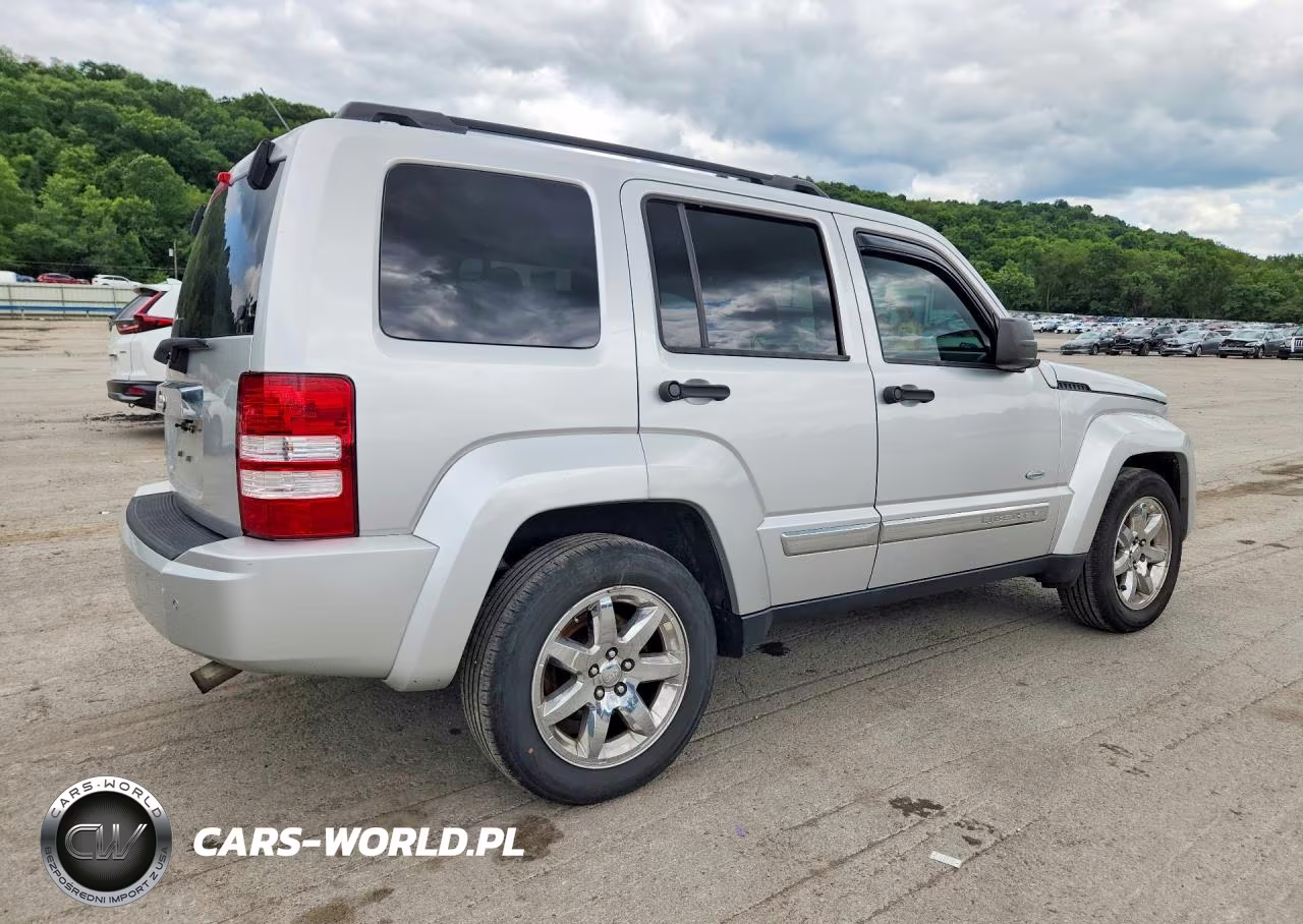 2012 Jeep Liberty Sport VIN:1C4PJMAK7CW205559 - 3