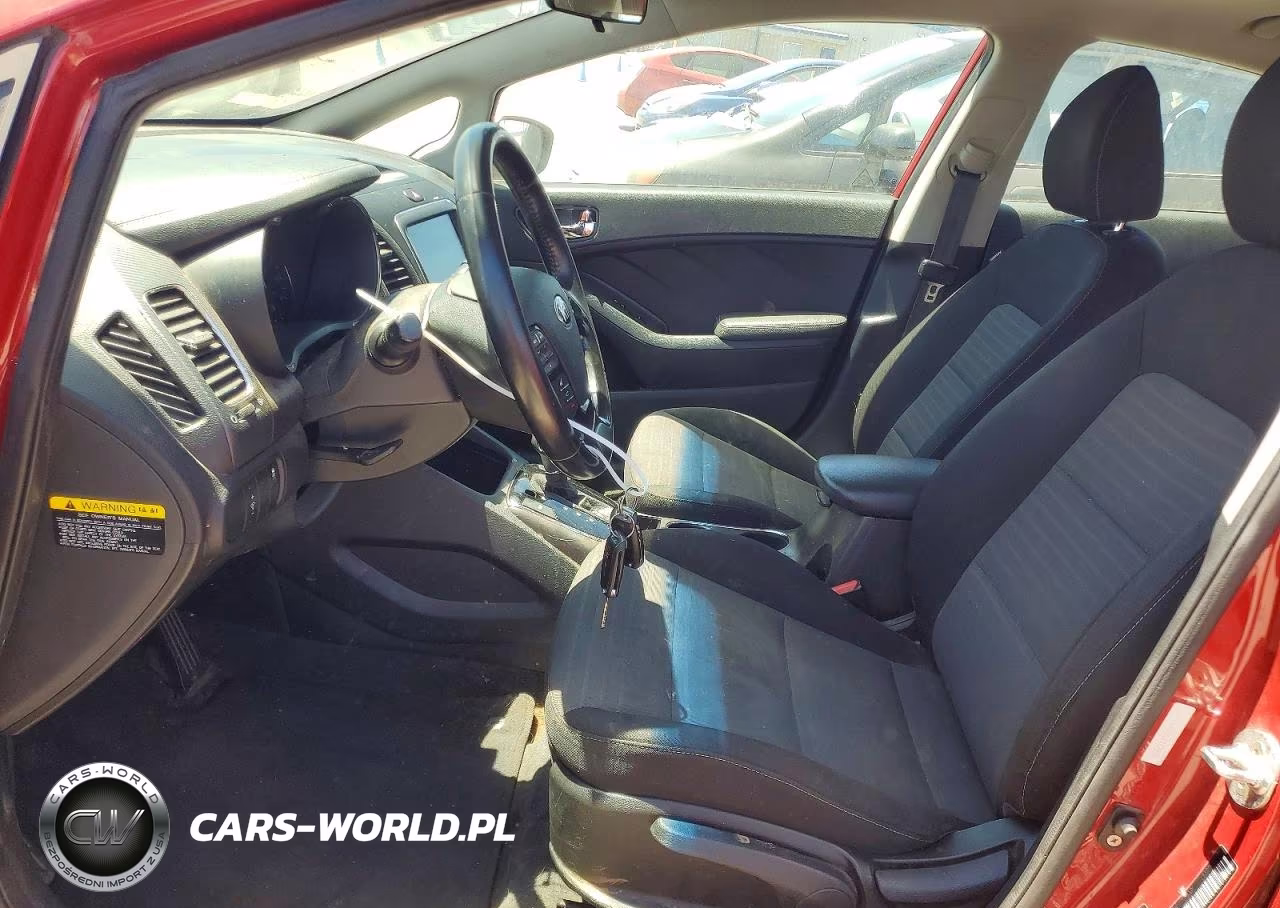 2018 Kia Forte S VIN:3KPFL4A72JE187934 - 7