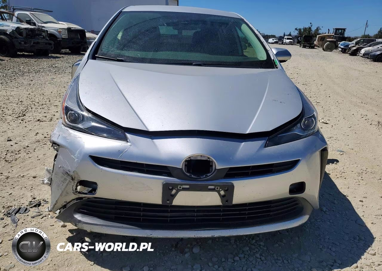 2021 Toyota Prius L Eco VIN:JTDKAMFU2M3142247 - 5