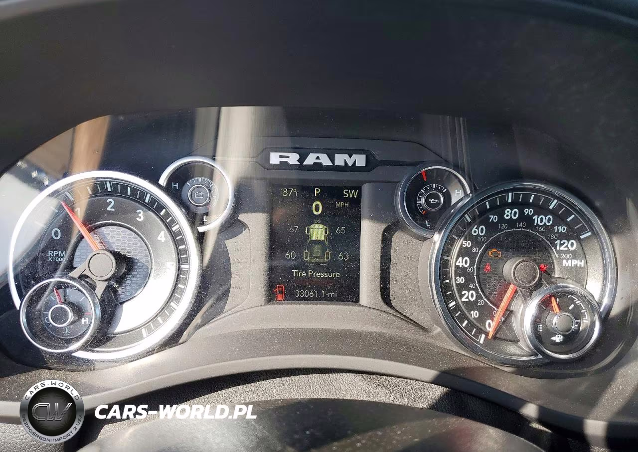 2024 Ram 2500 Big Horn VIN:3C6UR5DJ8RG275929 - 9