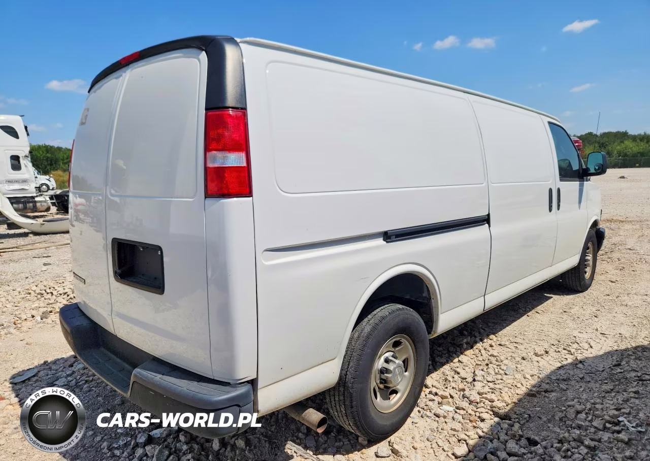 2019 Chevrolet Express G3500 VIN:1GCZGHFG0K1360310 - 3