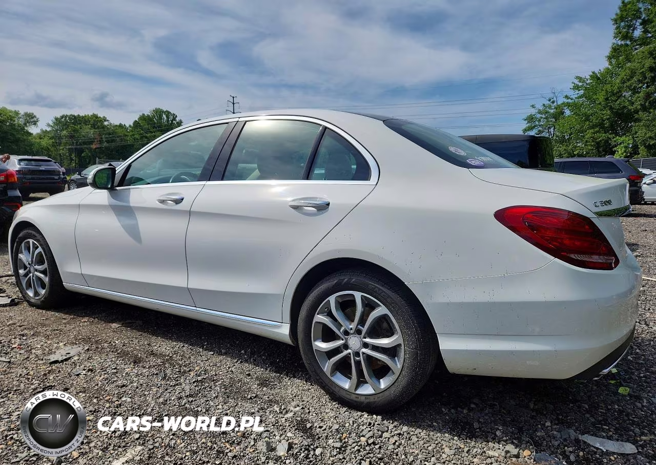 2015 Mercedes-Benz C 300 4Matic VIN:55SWF4KB1FU084756 - 2