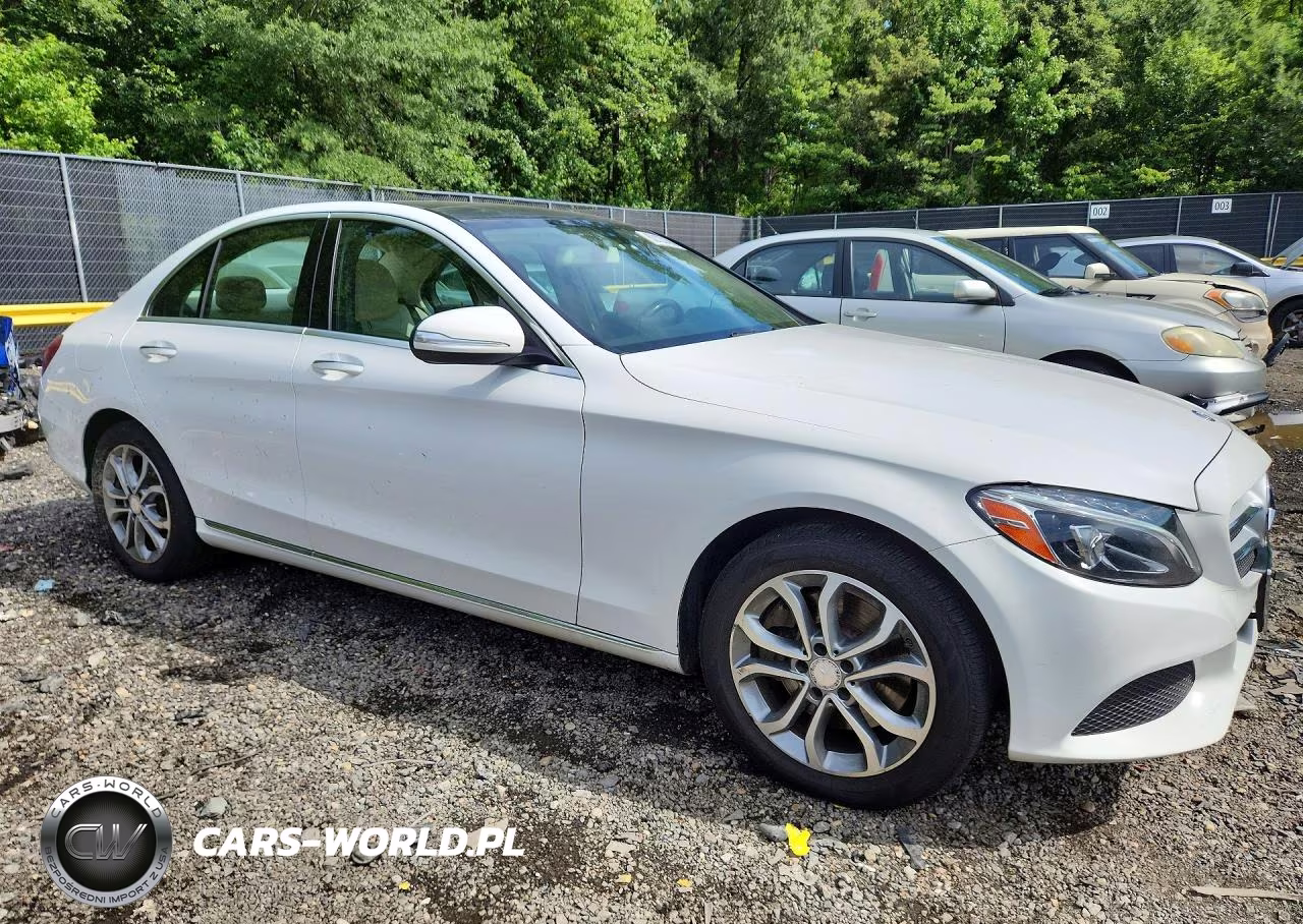 2015 Mercedes-Benz C 300 4Matic VIN:55SWF4KB1FU084756 - 4