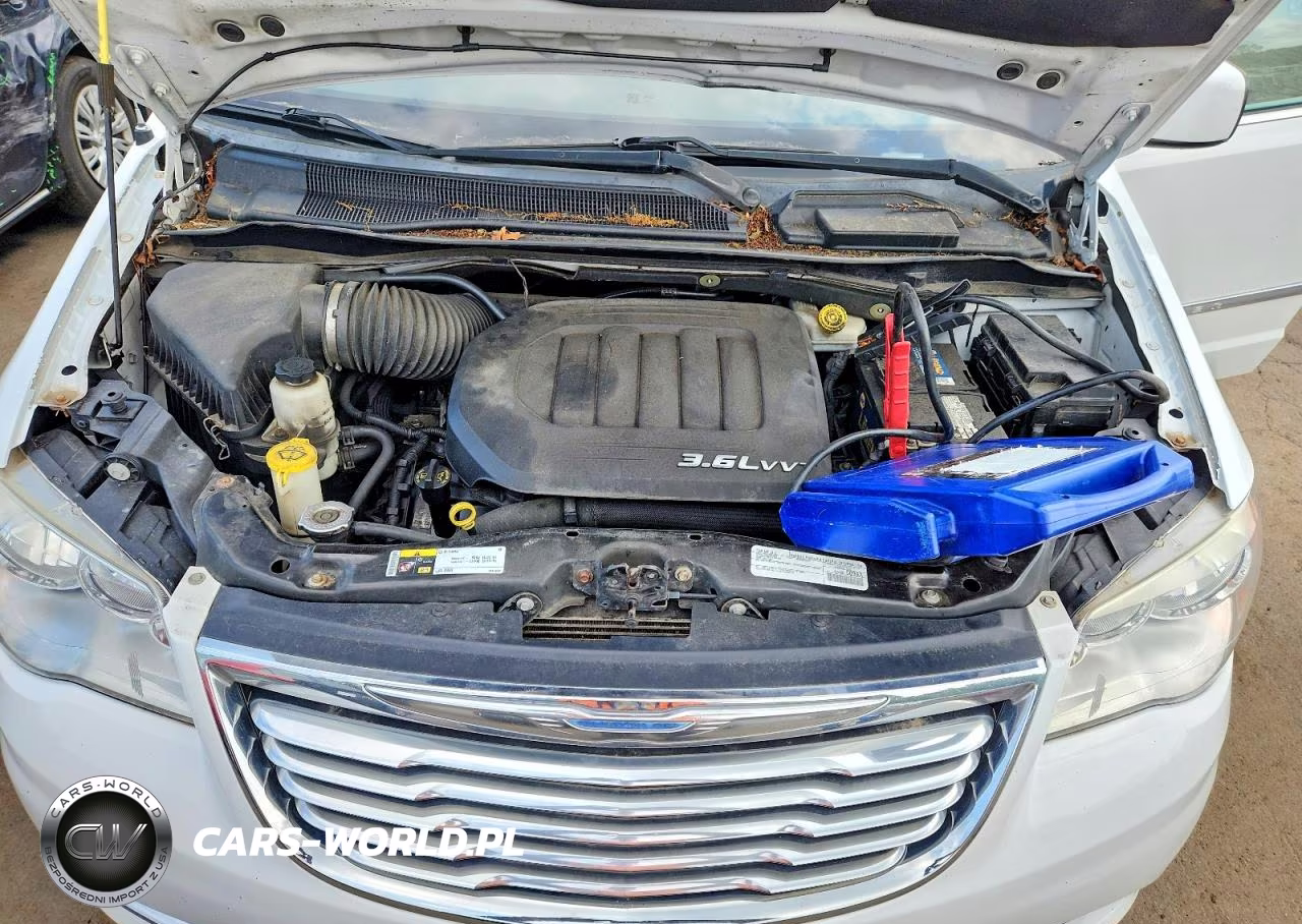 2016 Chrysler Town & Country Touring VIN:2C4RC1BG8GR214541 - 12