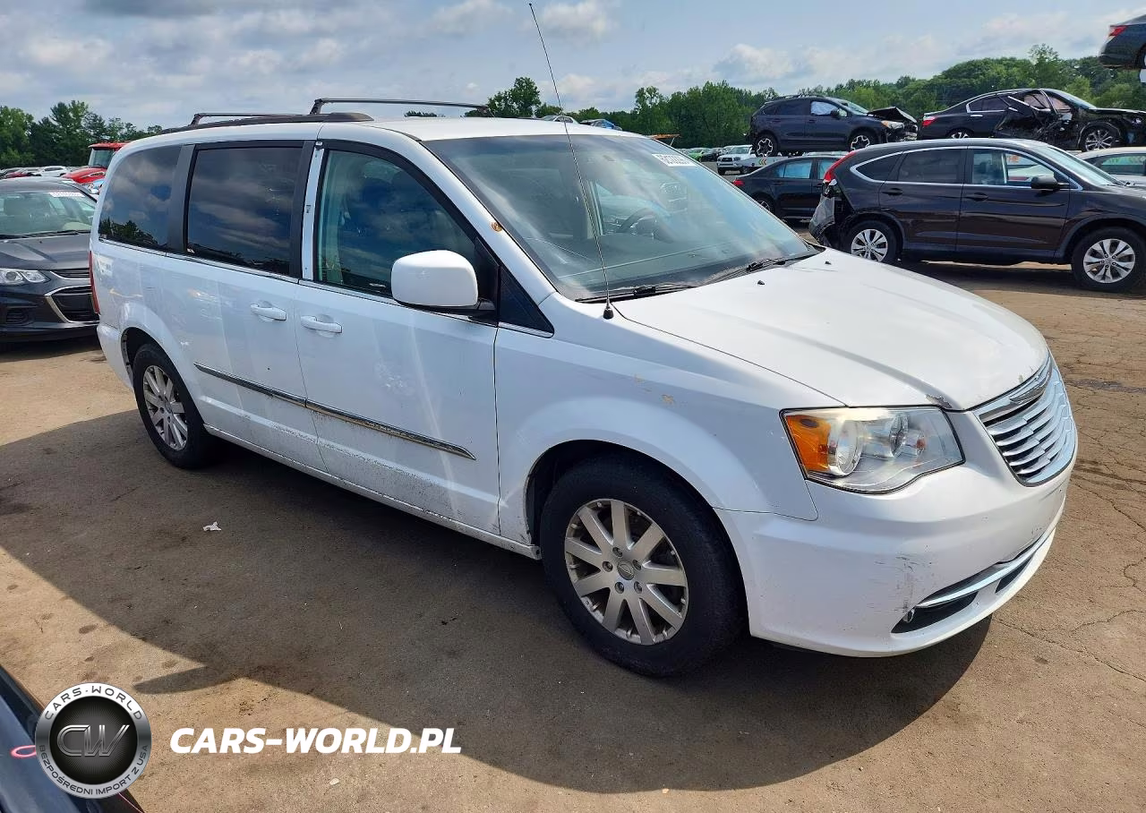 2016 Chrysler Town & Country Touring VIN:2C4RC1BG8GR214541 - 4