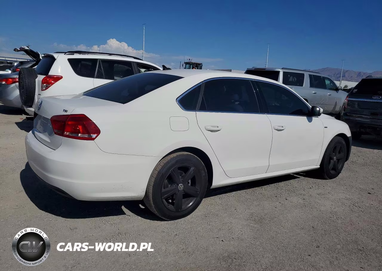 2015 Volkswagen Passat S VIN:1VWAT7A38FC109761 - 3
