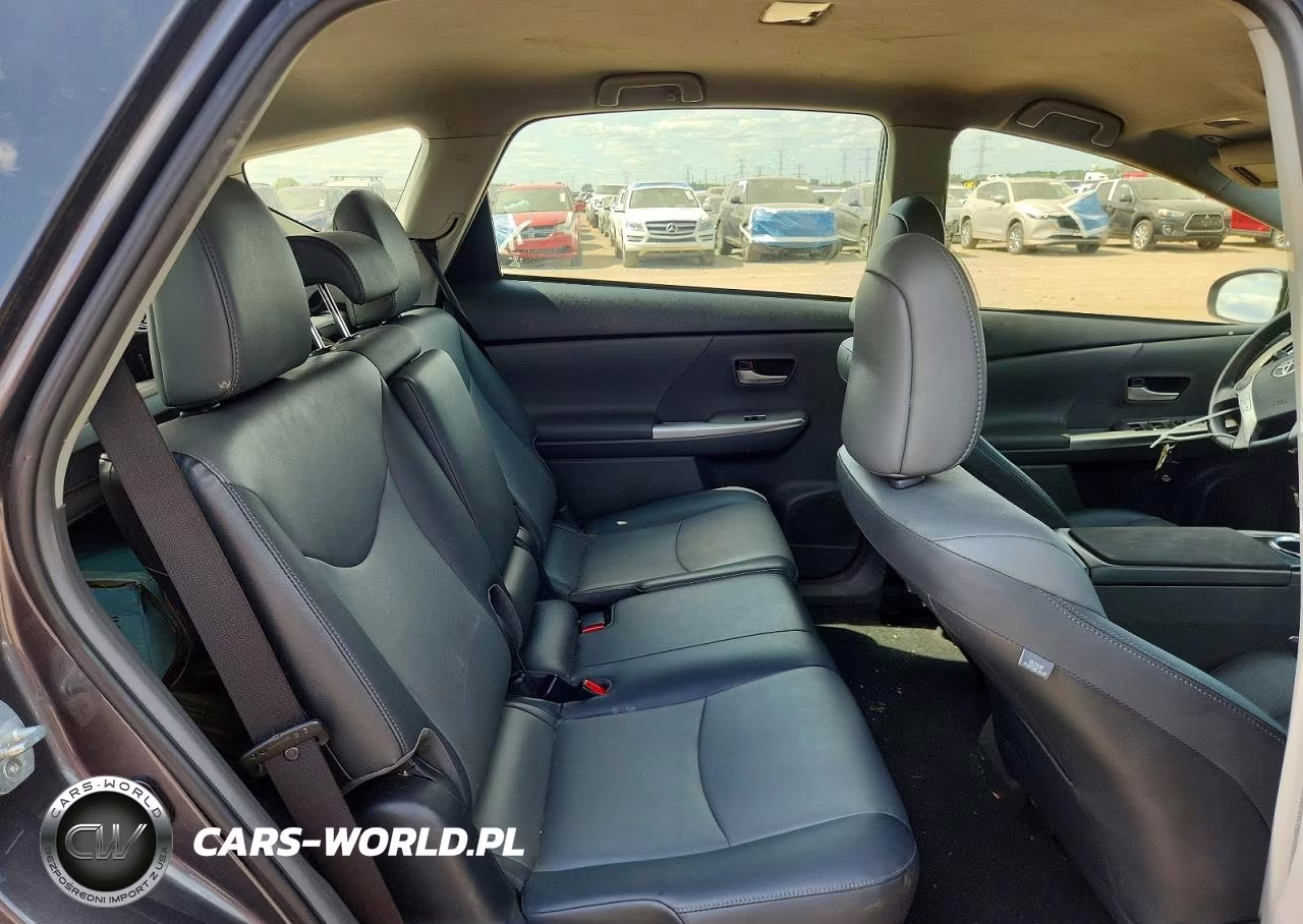 2013 Toyota Prius V Five VIN:JTDZN3EU7D3284804 - 10