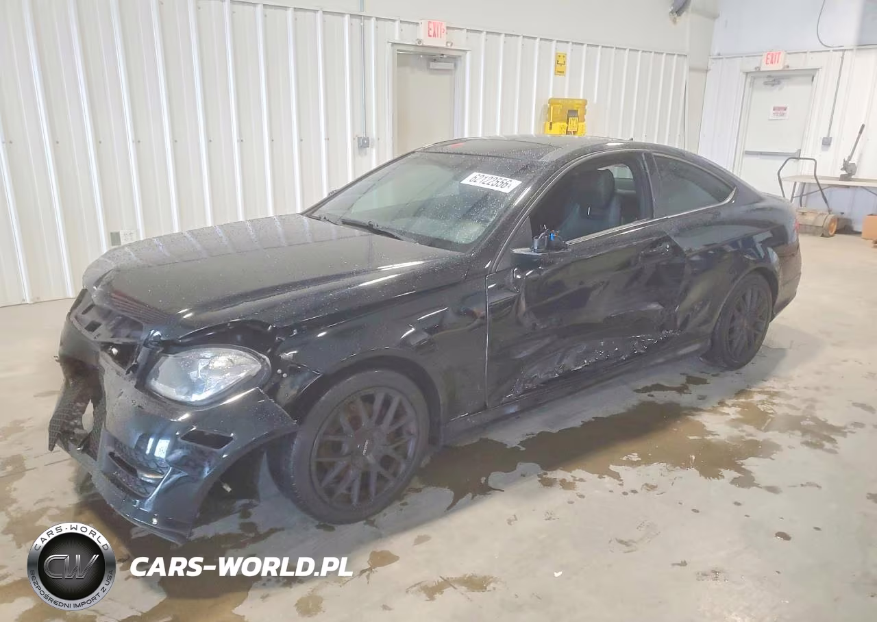2015 Mercedes-Benz C 250 – zdjęcie 1 z 12
