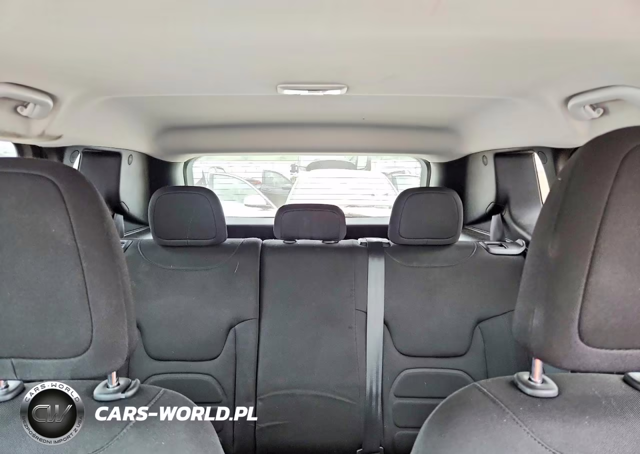 2020 Jeep Renegade Latitude VIN:ZACNJBBB6LPL52850 - 10