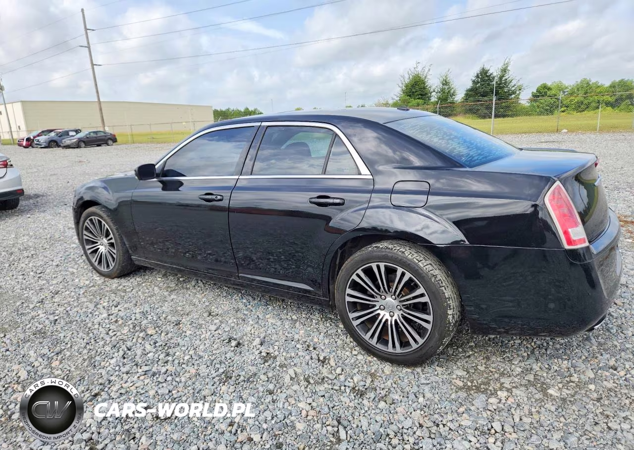 2013 Chrysler 300 S VIN:2C3CCABG4DH514766 - 2