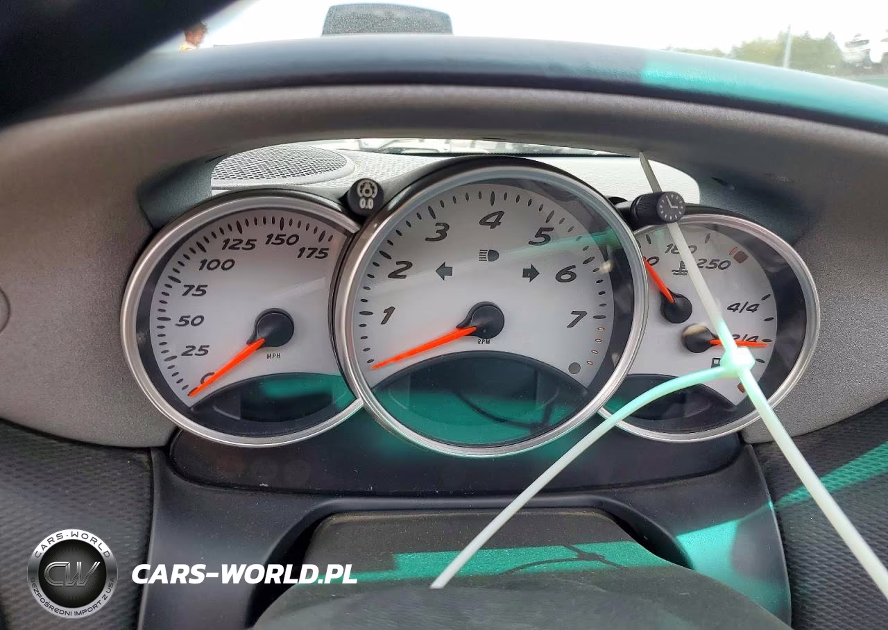 2000 Porsche Boxster S VIN:WP0CB2983YU661456 - 9