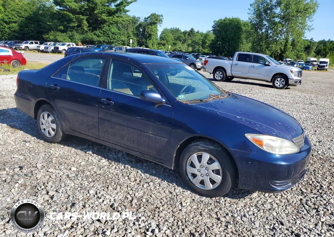 2002 Toyota Camry Le VIN:4T1BE32K22U534442 - 4