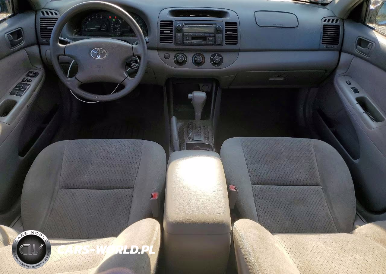 2002 Toyota Camry Le VIN:4T1BE32K22U534442 - 8
