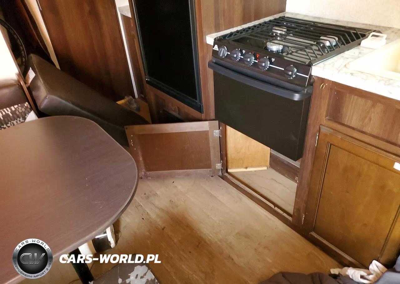 2018 Jayco Jay Flight Camper VIN:1UJBJ0BN2J17V0333 - 9