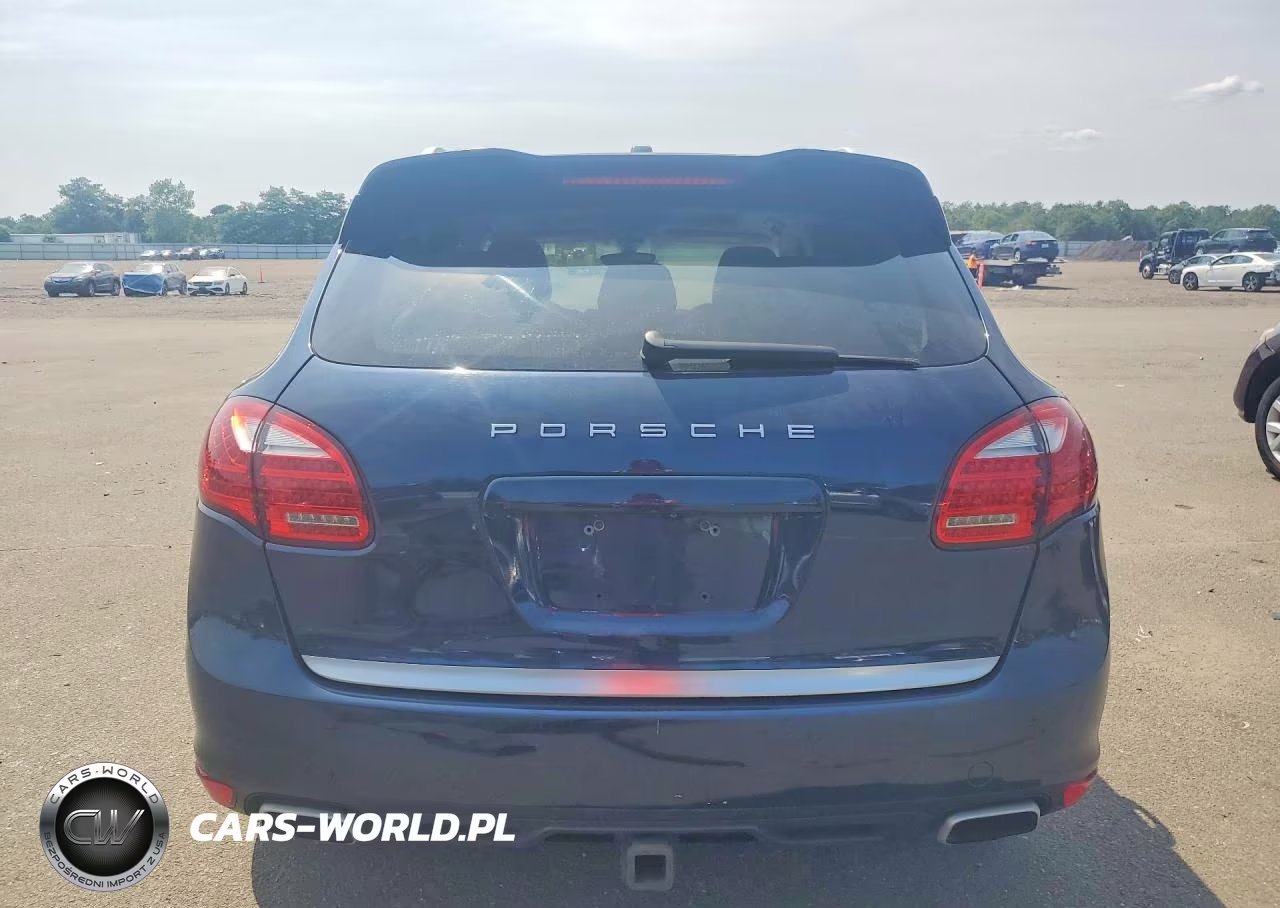 2013 Porsche Cayenne S VIN:WP1AB2A25DLA84622 - 6