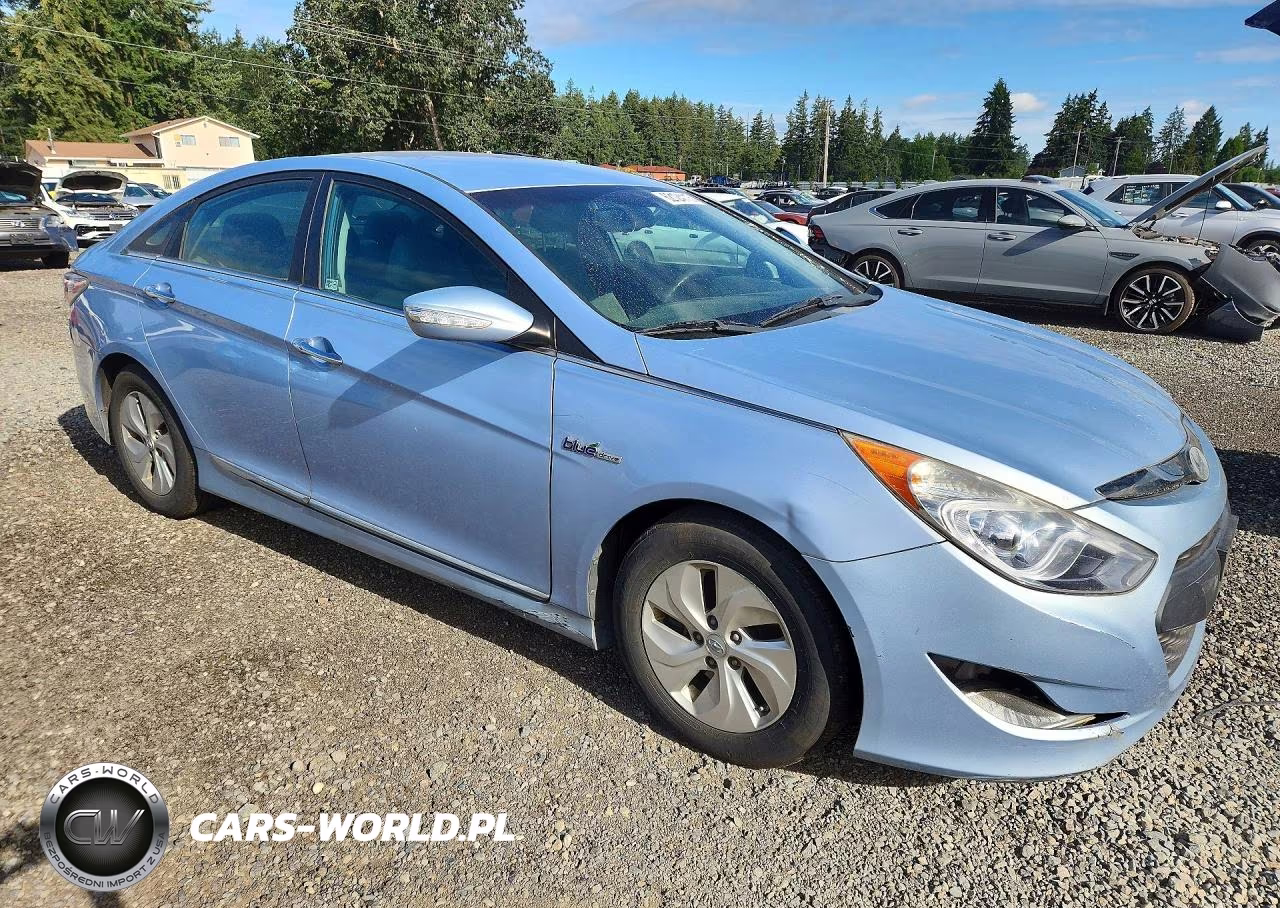 2014 Hyundai Sonata Hybrid VIN:KMHEC4A40EA115104 - 4