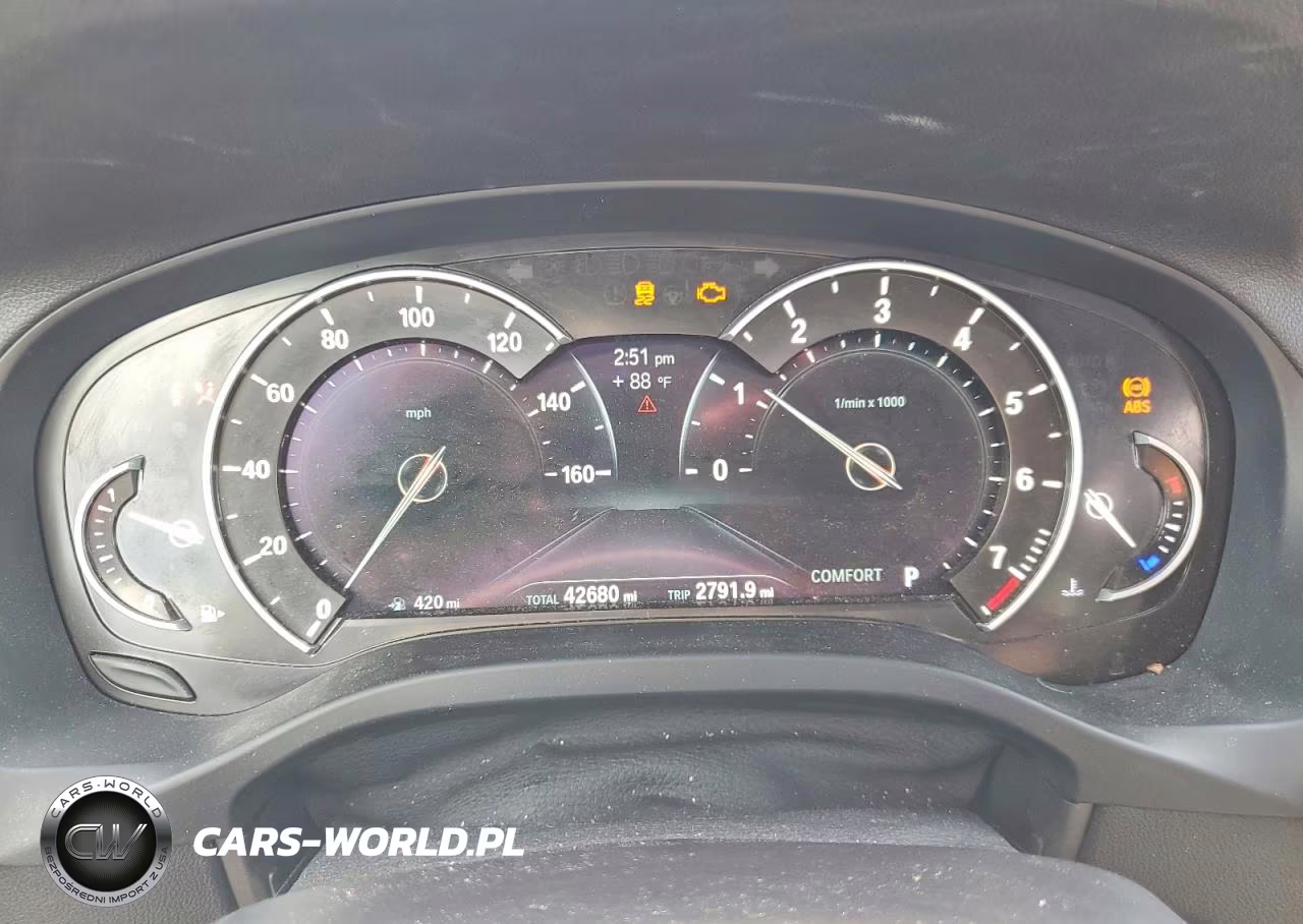 2019 BMW X3 xDrive30I VIN:5UXTR9C52KLD90813 - 9