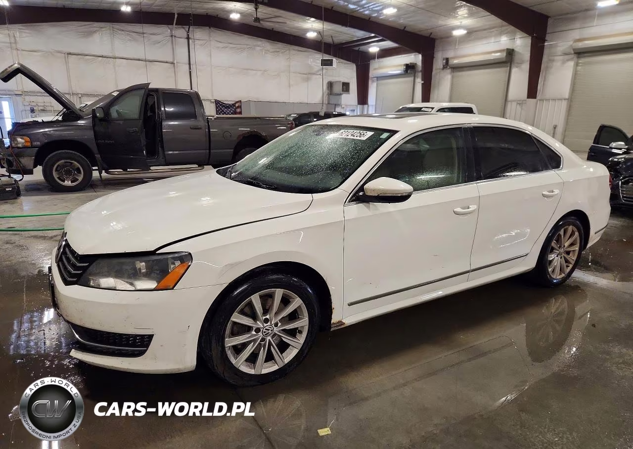 2012 Volkswagen Passat Sel – zdjęcie 1 z 12