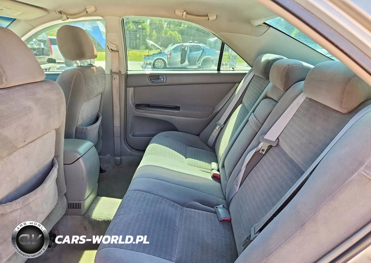 2005 Toyota Camry Le VIN:4T1BE32K55U429608 - 10
