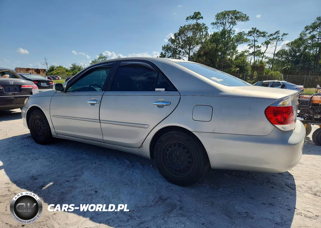 2005 Toyota Camry Le VIN:4T1BE32K55U429608 - 2