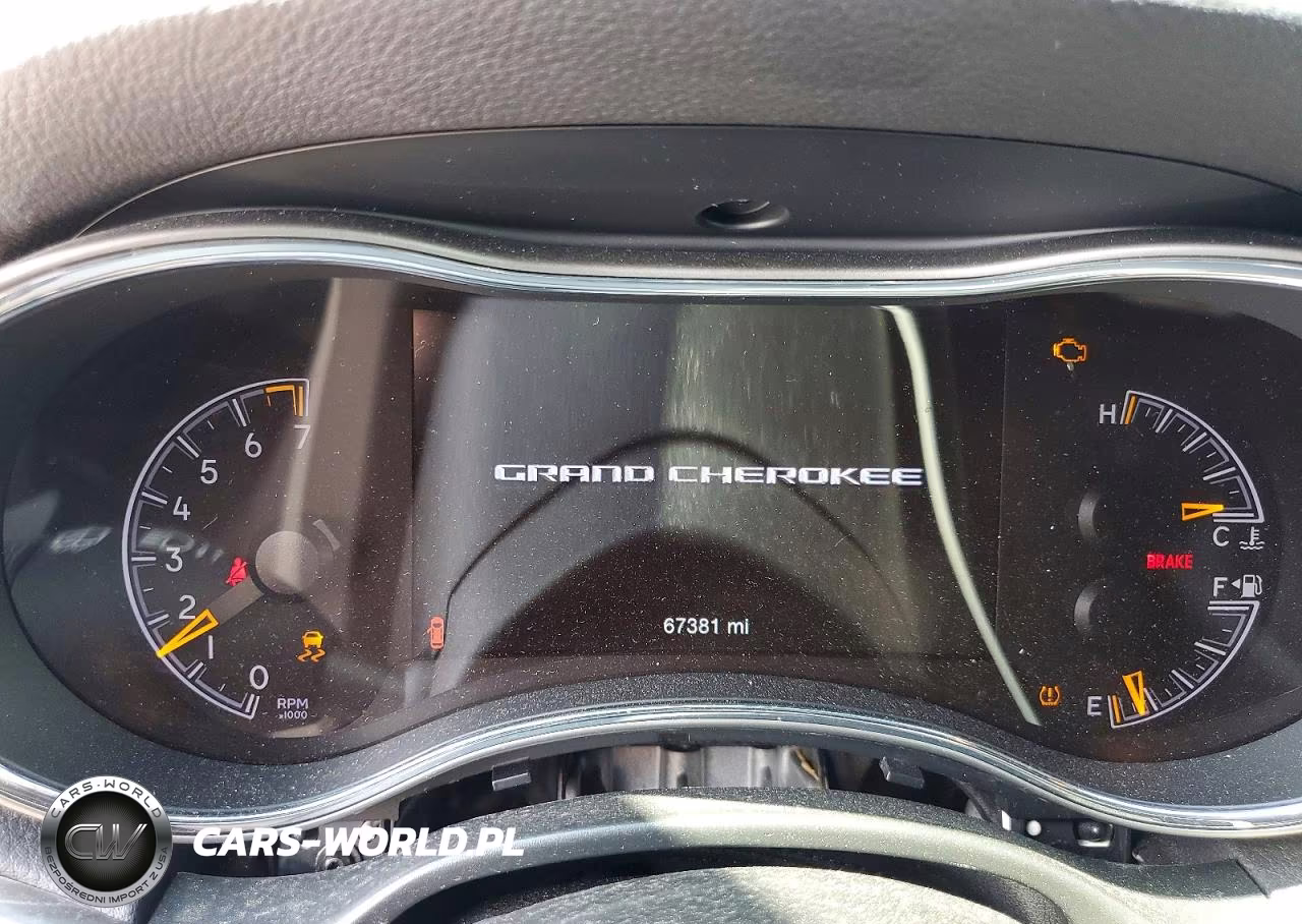 2021 Jeep Grand Cherokee Laredo VIN:1C4RJFAG7MC541716 - 9