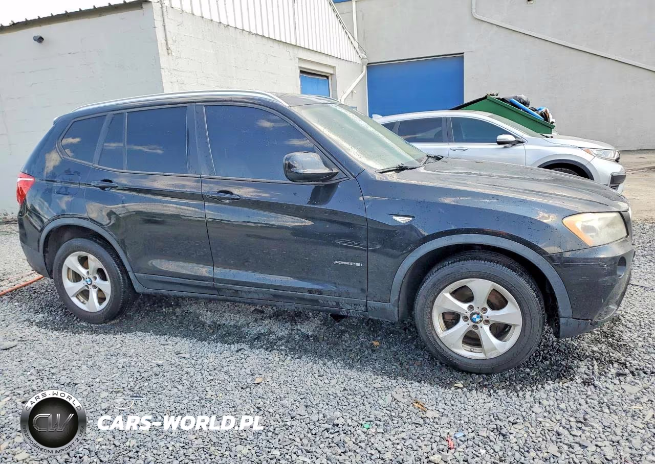 2011 BMW X3 xDrive28I VIN:5UXWX5C55BL700123 - 4