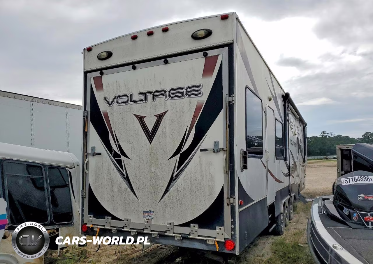 2011 Dutchmen Voltage Camper VIN:47CFVTV32BC660122 - 4