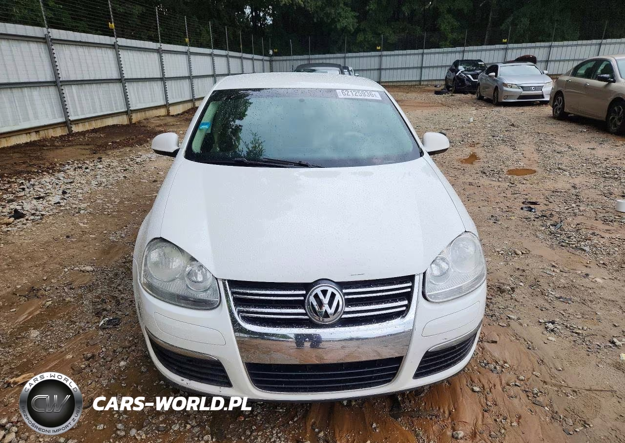 2010 Volkswagen Jetta Limited VIN:3VWAX7AJ2AM153152 - 5