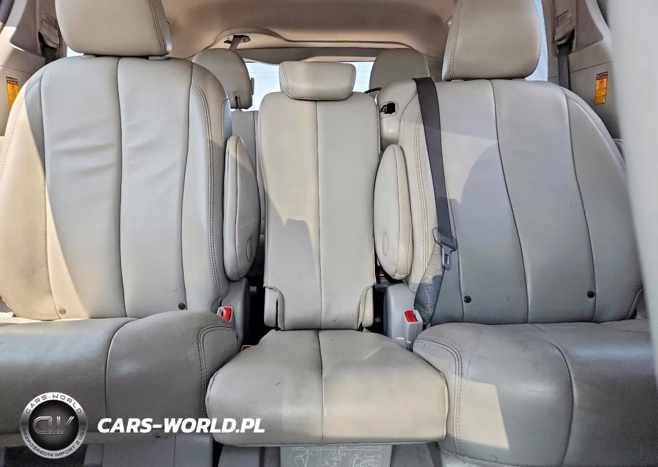 2014 Toyota Sienna Xle 8-Passenger VIN:5TDYK3DC7ES450607 - 10
