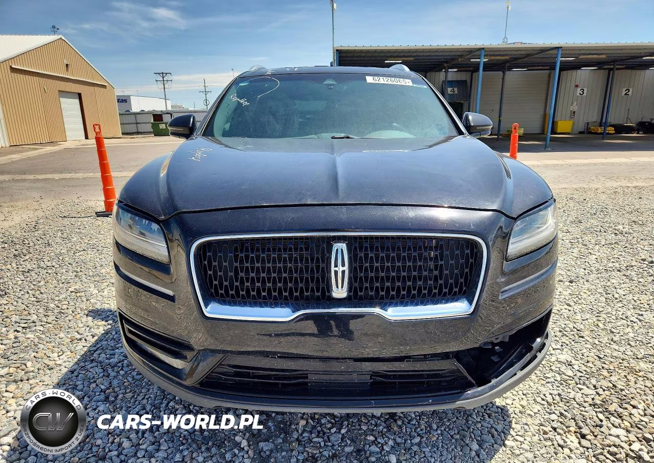 2020 Lincoln Nautilus Reserve VIN:2LMPJ8K9XLBL23531 - 5