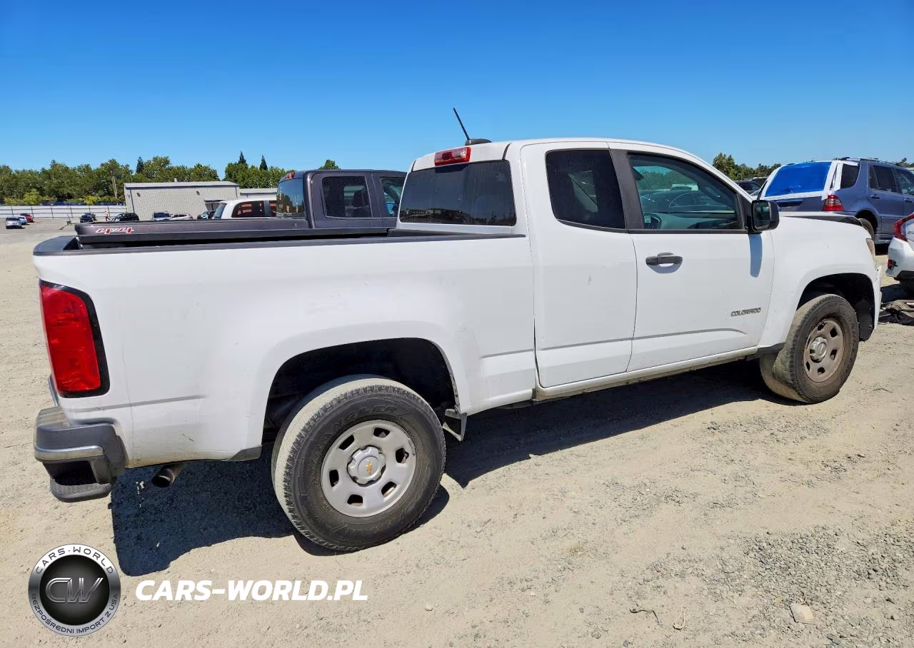 2020 Chevrolet Colorado VIN:1GCHSBEN7L1149114 - 3