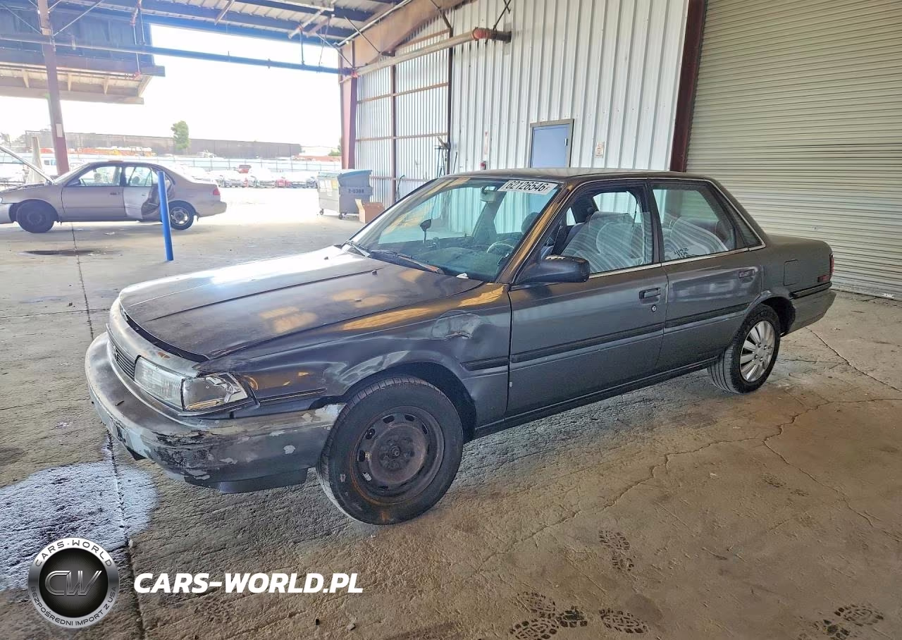 1991 Toyota Camry Deluxe