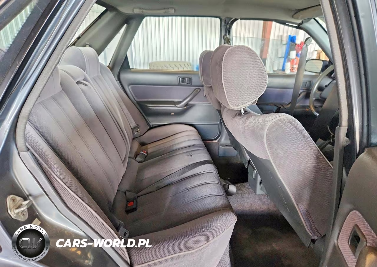 1991 Toyota Camry Deluxe VIN:JT2SV21E1M3446218 - 10