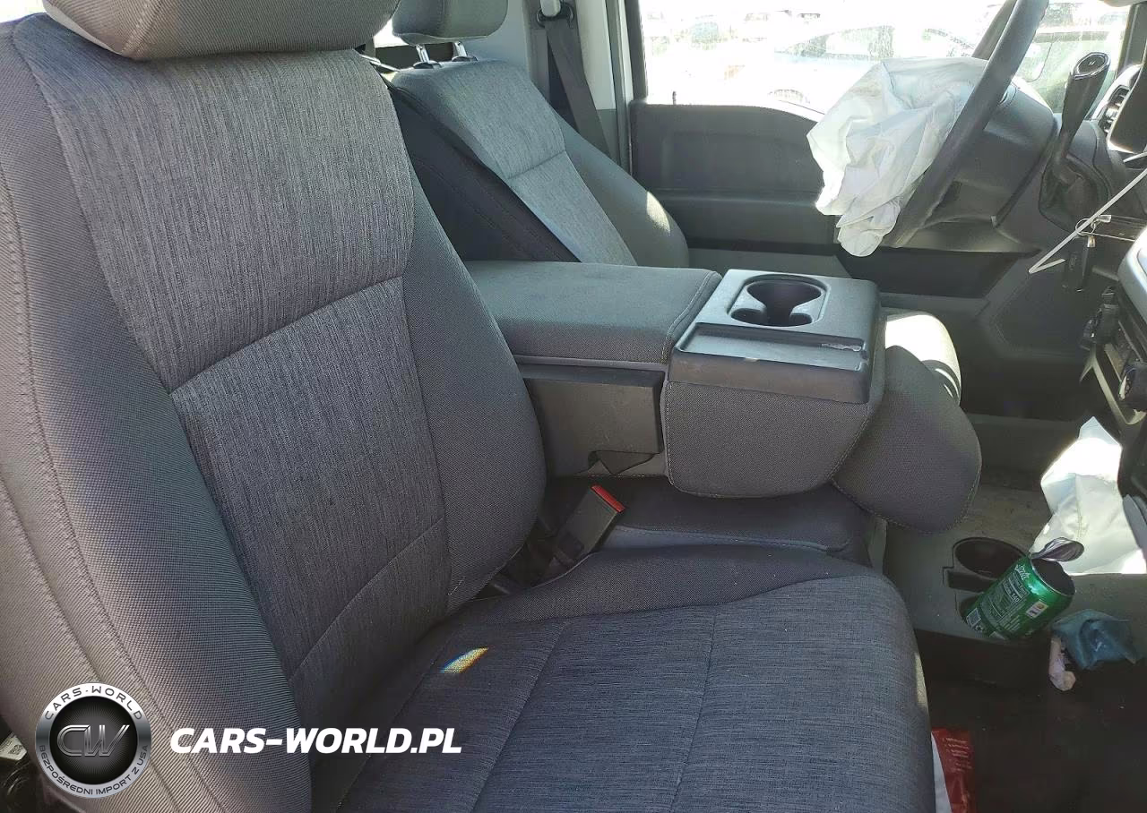 2023 Ford F150 VIN:1FTMF1CP5PKF26749 - 10
