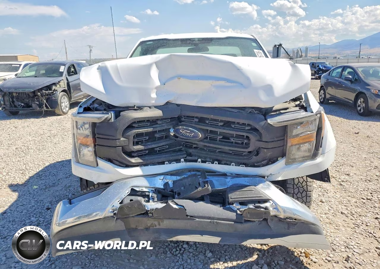 2023 Ford F150 VIN:1FTMF1CP5PKF26749 - 5