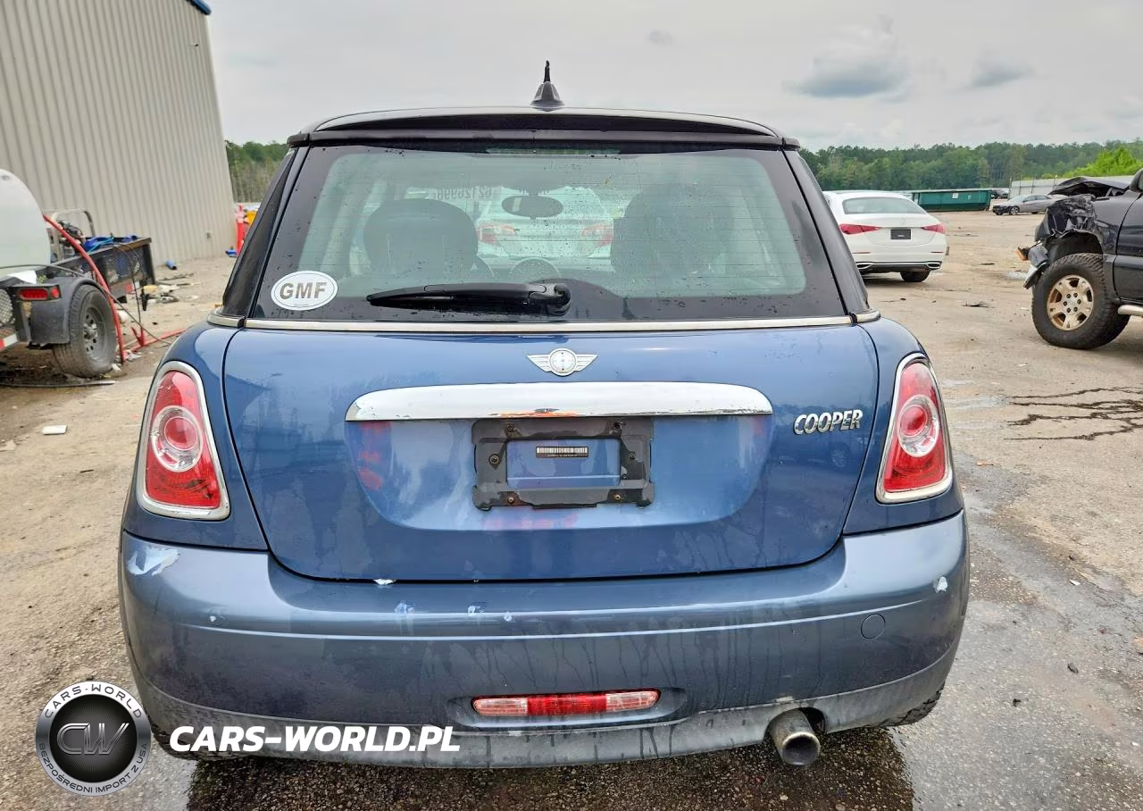 2011 Mini Cooper Base VIN:WMWSU3C55BT095191 - 6