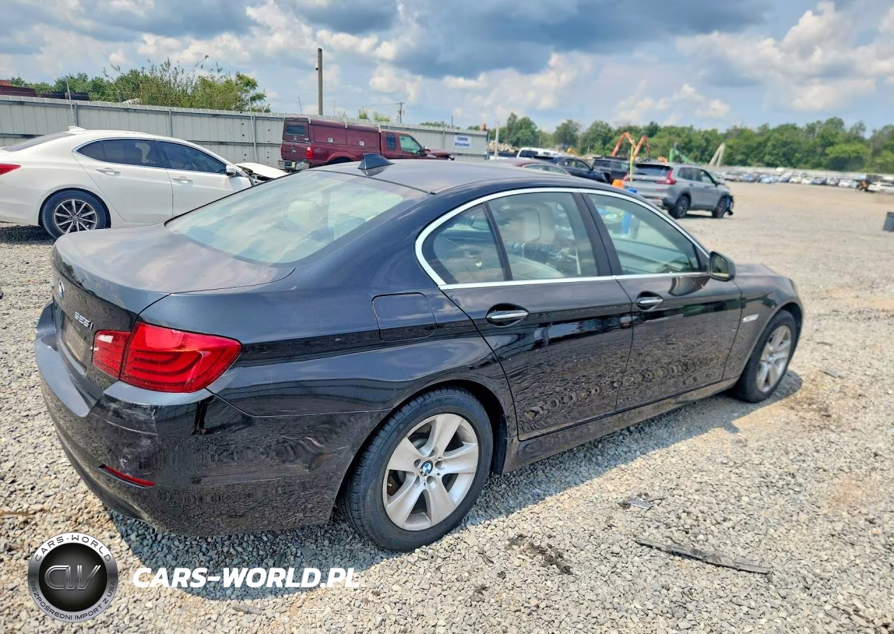 2013 BMW 528 Xi VIN:WBAXH5C53DD108751 - 3