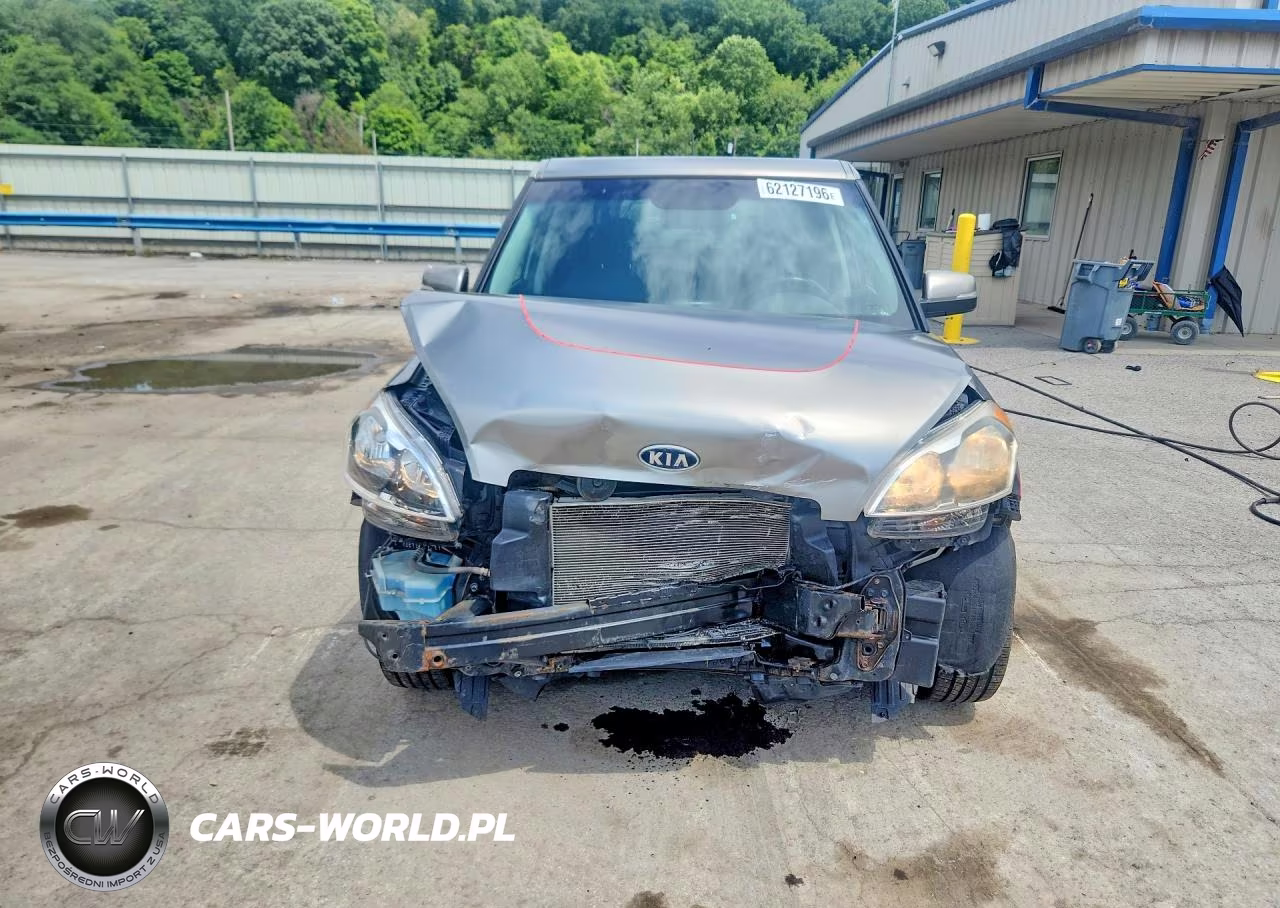 2012 Kia Soul + VIN:KNDJT2A64C7480470 - 5